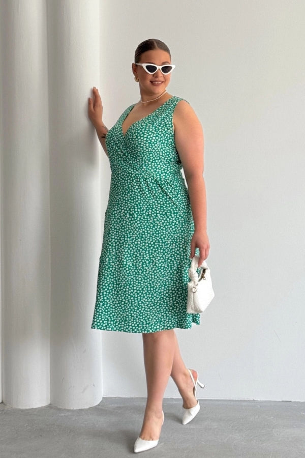 Büyük Beden V Yaka Beli Lastikli Çiçek Desenli Elbise 300916 Vervegrand