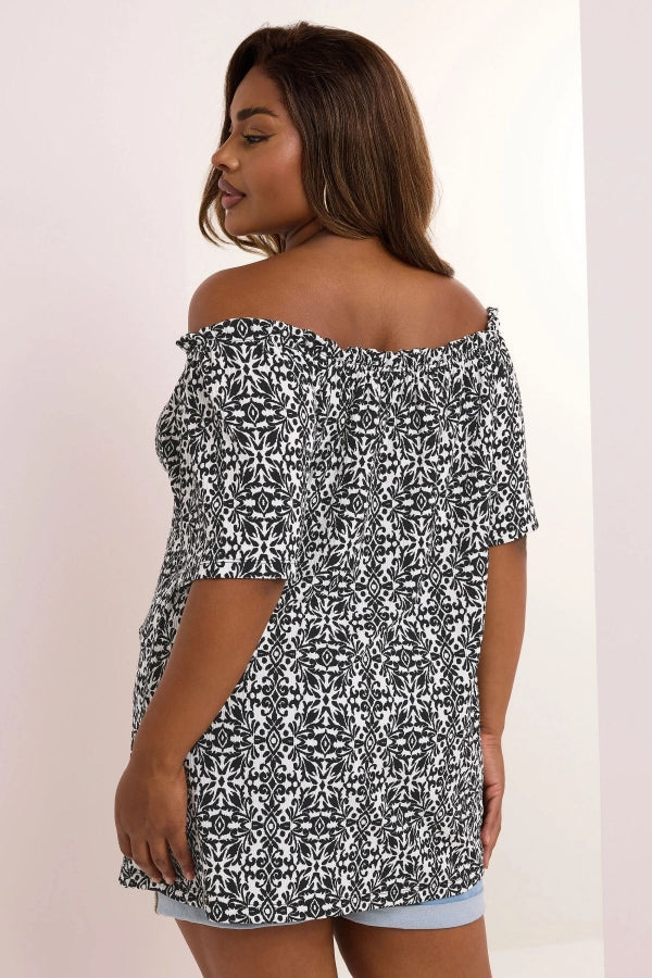Büyük Beden Düşük Omuzlu Kısa Kollu Düğme Detaylı Desenli Bluz 322679 Vervegrand
