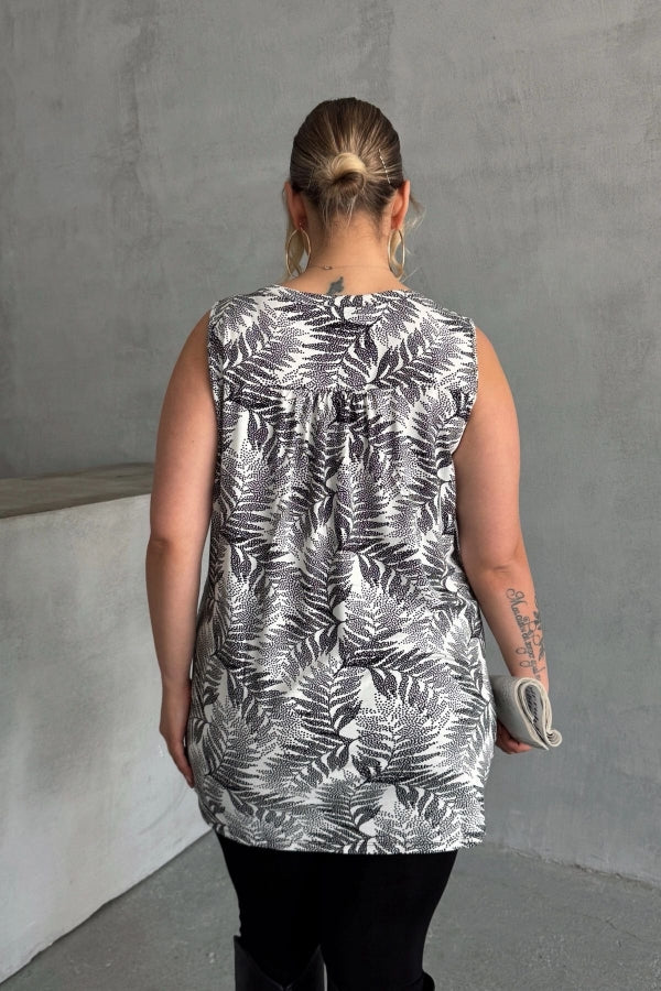 Büyük Beden Sıfır Kol Desenli V Yaka Önü Düğmeli Uzun Kesim Bluz 35047 Vervegrand