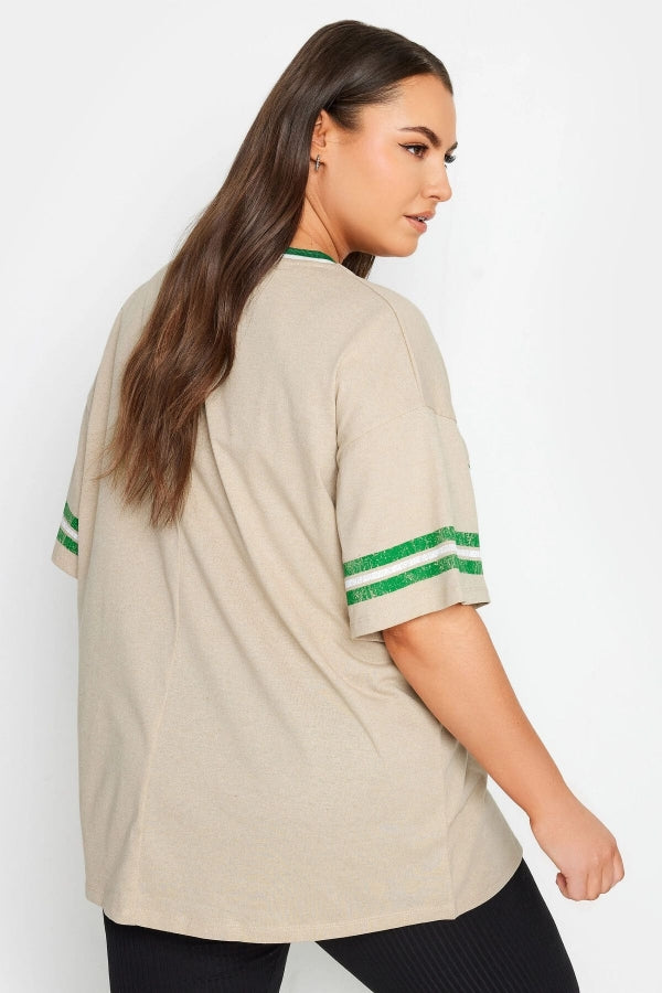 Vervegrand büyük beden spor şık bej t-shirt model çekimi