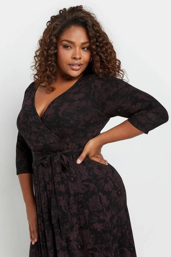 Büyük Beden V Yaka Kuşaklı Truvakar Kol Uzun Kesim Desenli Elbise 303649 Vervegrand