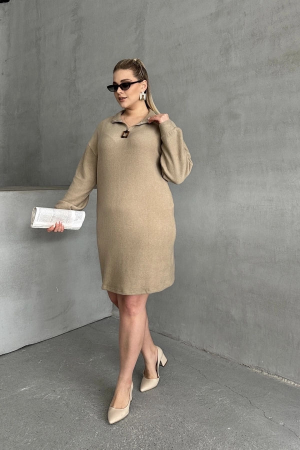 Büyük Beden Uzun Kollu Yumuşak Dokulu Yakası Fermuarlı Triko Elbise 106-37 Vervegrand