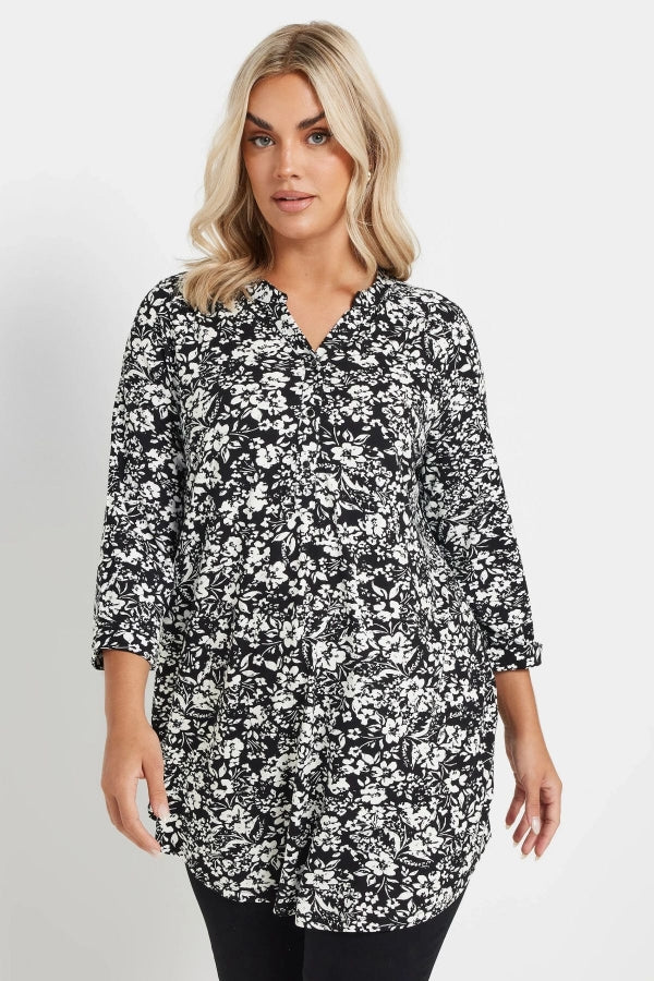 Büyük Beden Yarım Kollu Önü Düğmeli Çiçek Desenli Gömlek 322267 Vervegrand