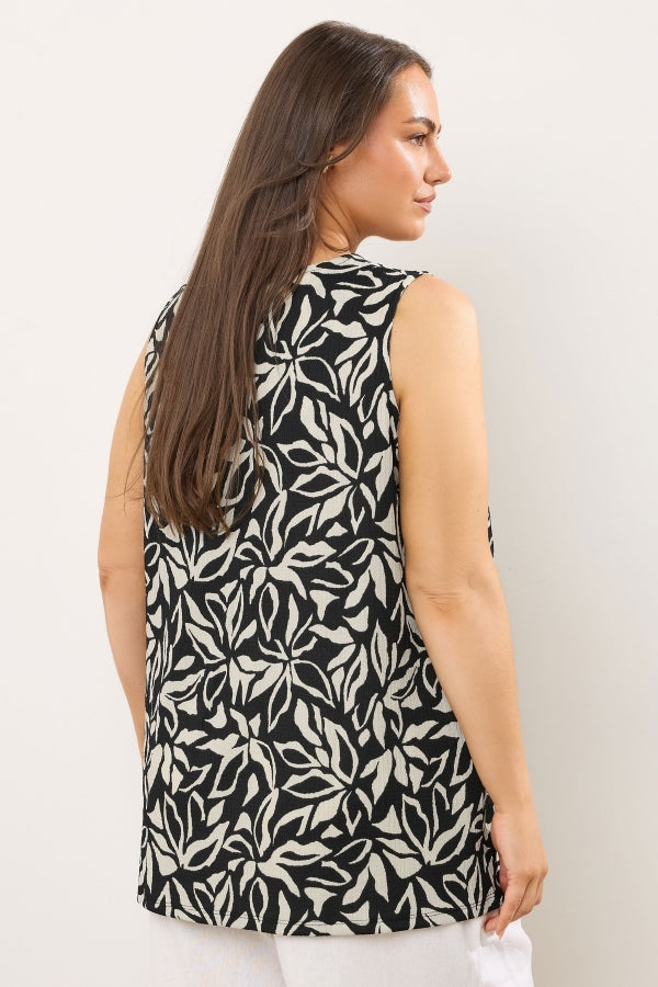 Büyük Beden V Yaka Sıfır Kol Çiçek Desenli Asimetrik Kesim T-shirt 616294 T-shirt Vervegrand