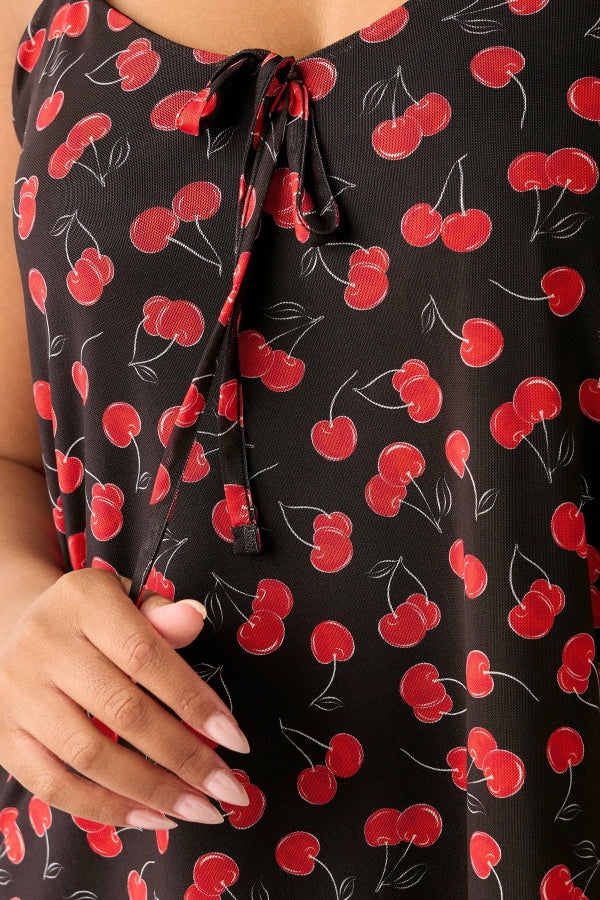 Büyük Beden V Yaka Askılı İp Detaylı Desenli T-shirt 322672 T-shirt Vervegrand