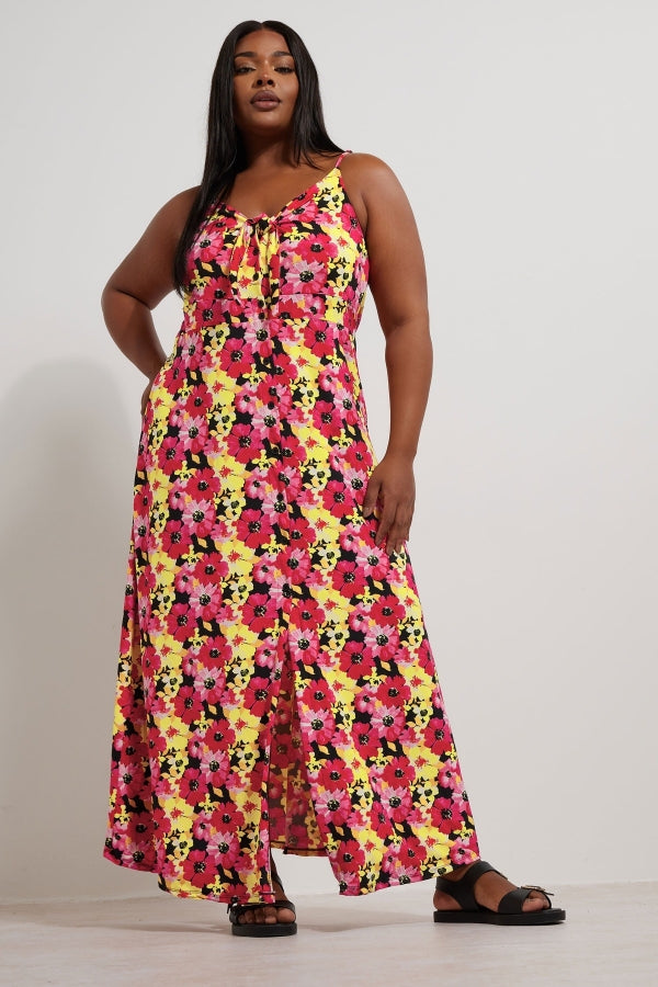 Büyük Beden Önü Büzgülü Askılı Çiçek Desenli Düğmeli Elbise 303481 Elbise Vervegrand