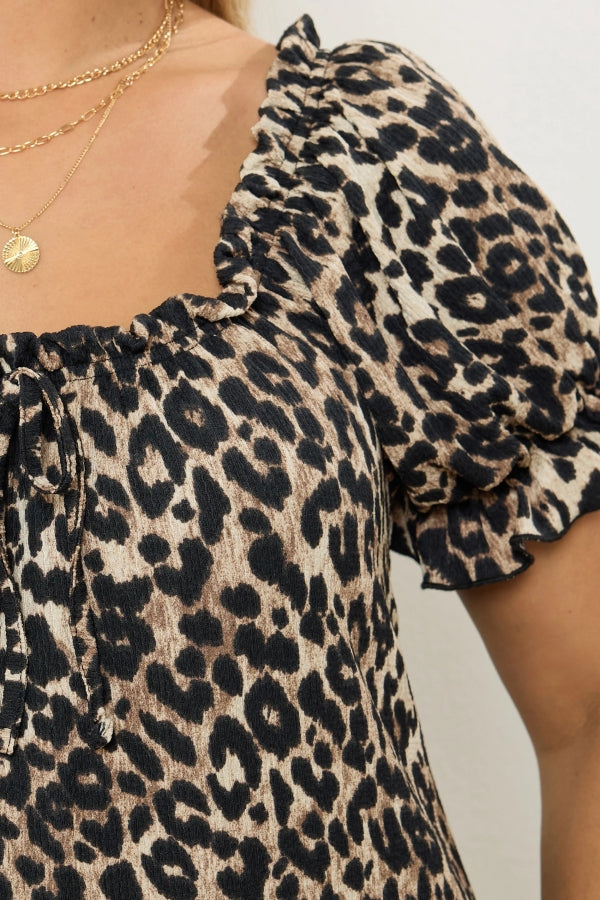 Büyük Beden Kısa Kollu Leopar Desenli Yakası Büzgülü Maxi Elbise 270296 Vervegrand