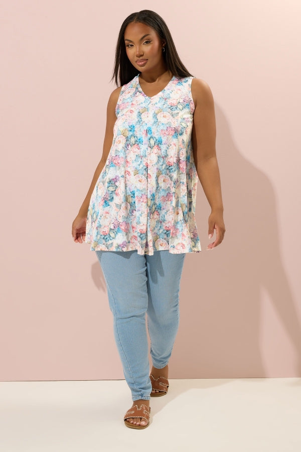 Büyük Beden Sıfır Kol V Yaka Çiçek Desenli Eteği Bollaşan Bluz 304188 Vervegrand