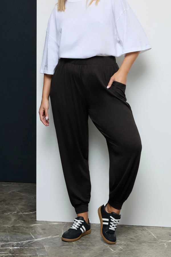 Büyük Beden Paçası ve Beli Lastikli Cepli İnce Pantolon 143299 Vervegrand