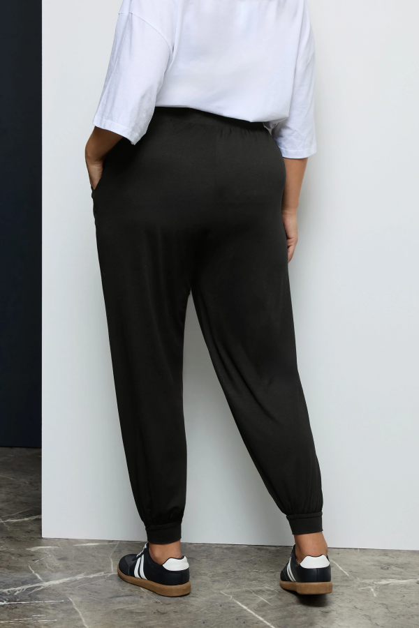 Büyük Beden Paçası ve Beli Lastikli Cepli İnce Pantolon 143299 Vervegrand