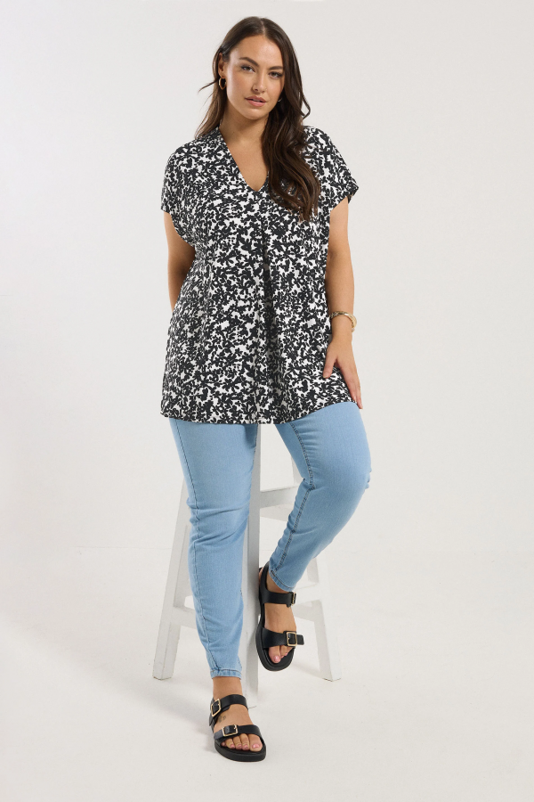 Büyük Beden V Yaka Çiçek Desenli Kısa Kollu Bluz 321704 Vervegrand