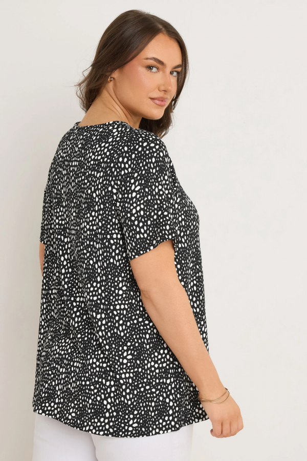 Büyük Beden Kısa Kollu Bisiklet Yaka Desenli Bluz 615913 Vervegrand