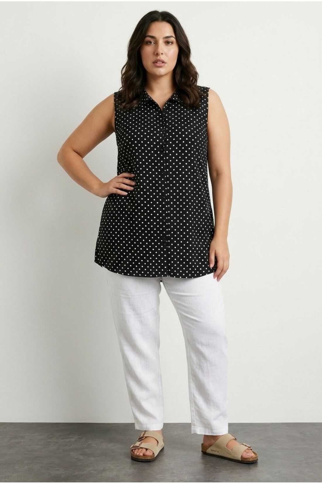 Polo Neck Sleeveless Buttoned Polka Dot T-shirt 303957