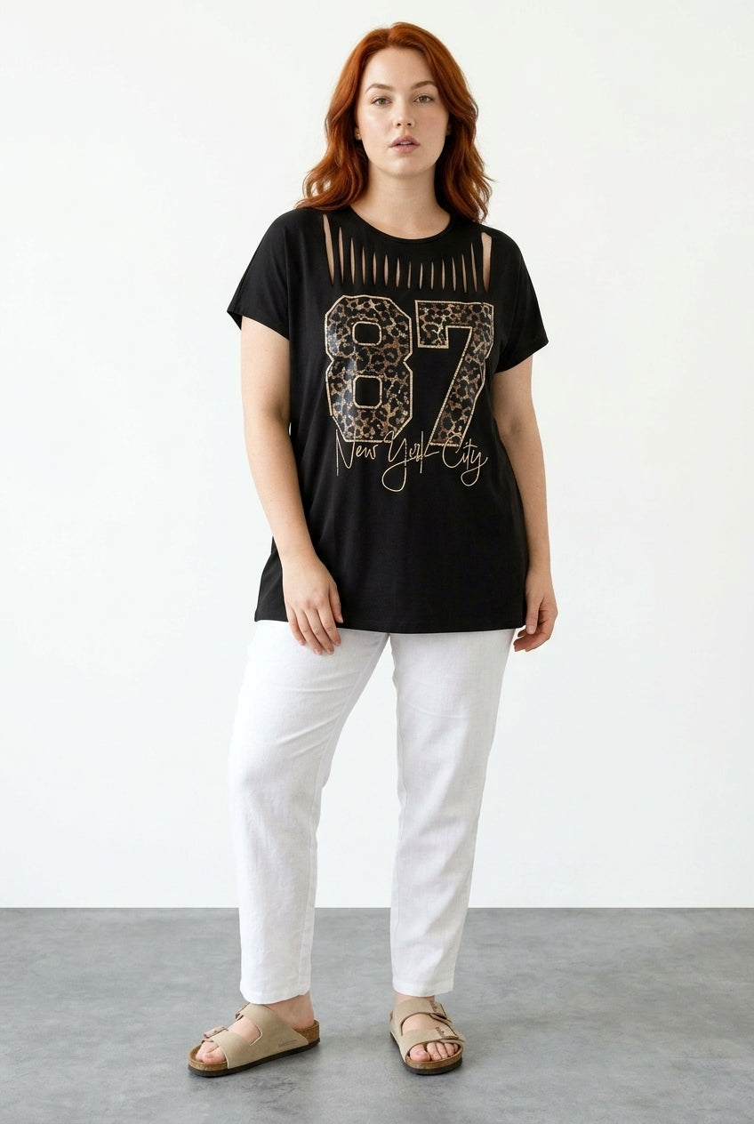 Büyük Beden Leopar Desenli 87 Baskılı Yırtmaçlı Siyah T-shirt - Vervegrand - Detay