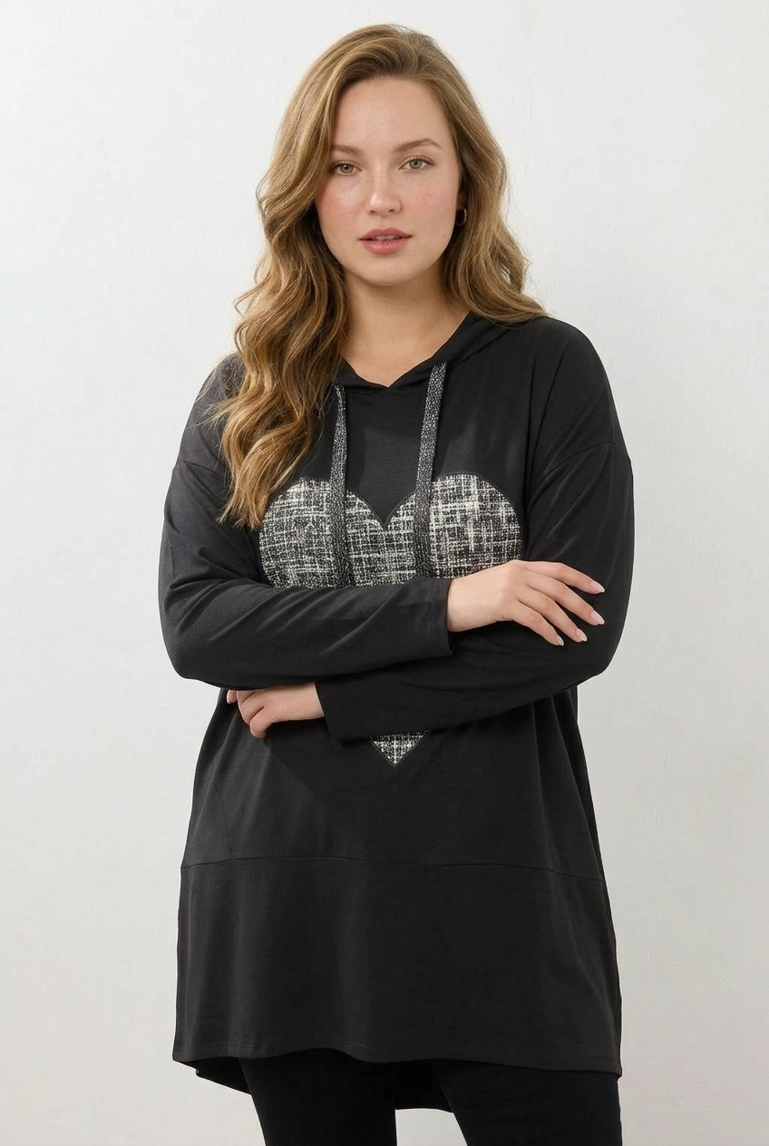 Büyük Beden Kalp Desenli Kapüşonlu Uzun Tunik Sweatshirt - Vervegrand - Detay