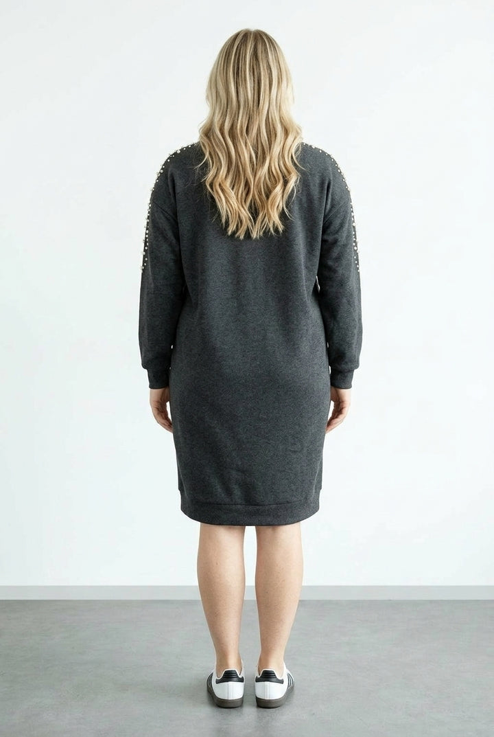 Büyük beden sweatshirt elbise arka görünüm